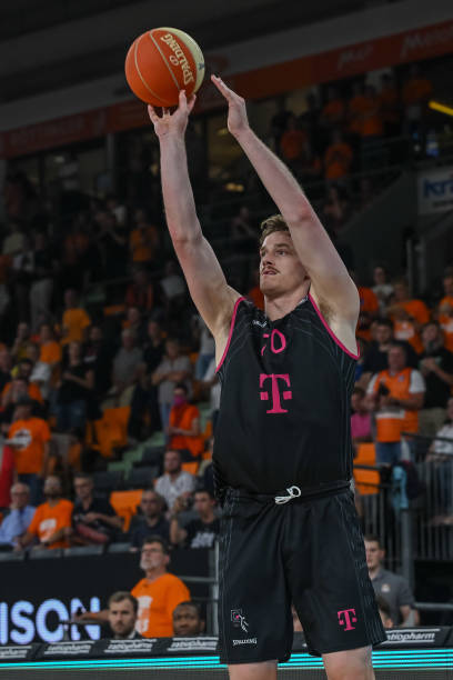 的投入使用 的投入使用