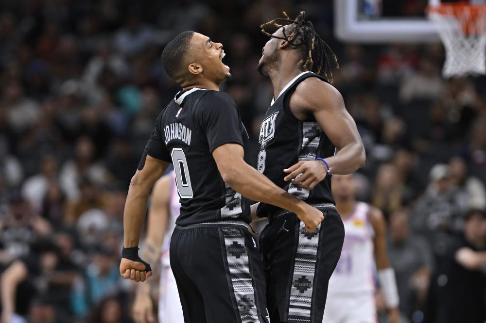 坚如磐石 坚如磐石