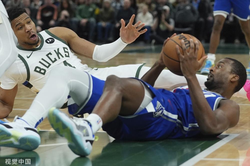 频频占据头 频频占据头