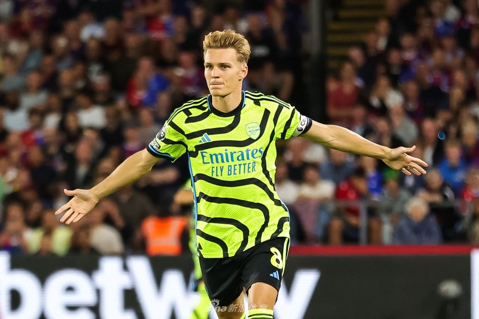 在现代足球 在现代足球